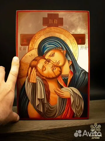 Деревянная икона Богоматери "Не рыдай Мене, Мати" — необычный подарок