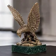 Статуэтка «Орел пятигорский. Большой» на камне — необычный подарок — фотография 1