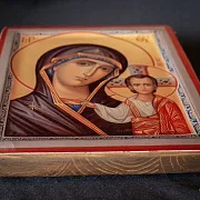 Икона Божией матери Казанская — необычный подарок — фотография 3
