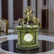 В подарок: Каминные часы «Георгий Победоносец» на змеевике, 270 мм — фотография 1