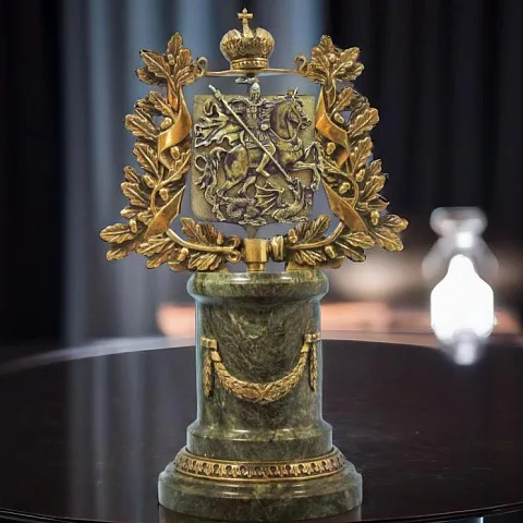 Подарочная бронзовая композиция «Губернский. Москва»