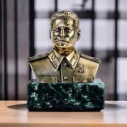 Подарочный бронзовый бюст «И.В. Сталин» — фотография 1