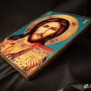 Икона деревянная "Христос Вседержитель" в подарок — фотография 5