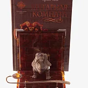 На память: Подставка для книг «Такса» из янтаря — фотография 4